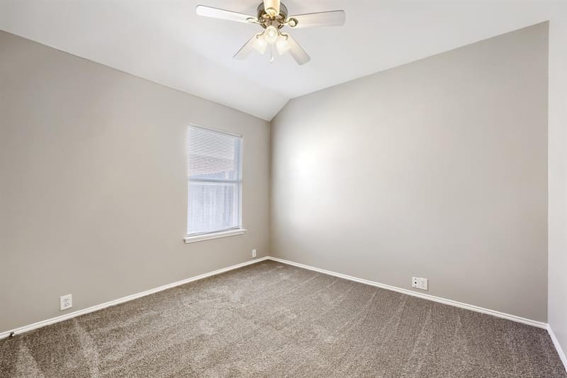 605 Oakbrook Drive, Burleson TX 76028 - Photo 21