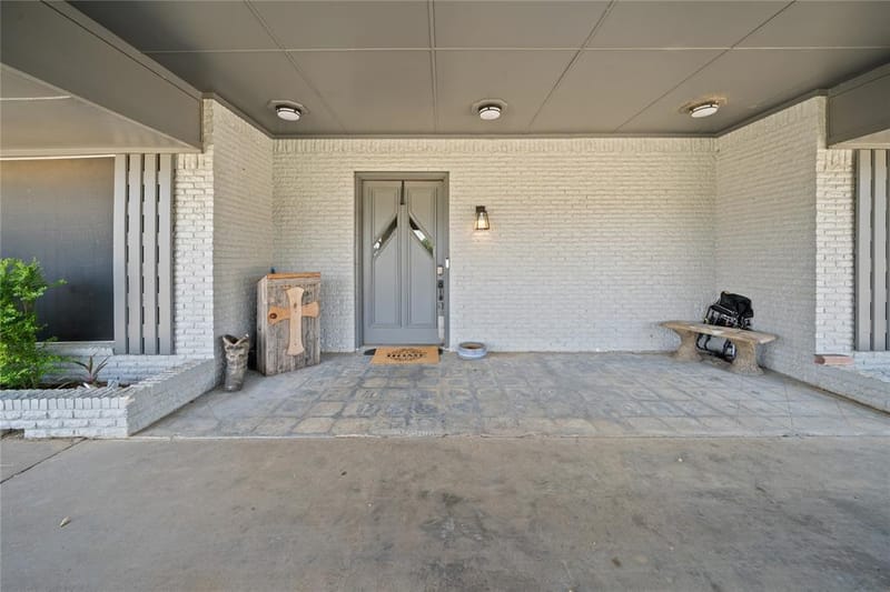1629 Blair Drive, Cleburne TX 76031 - Photo 4