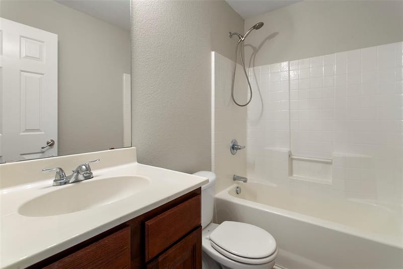 14032 Sand Hills Drive, Fort Worth TX 76052 - Photo 15