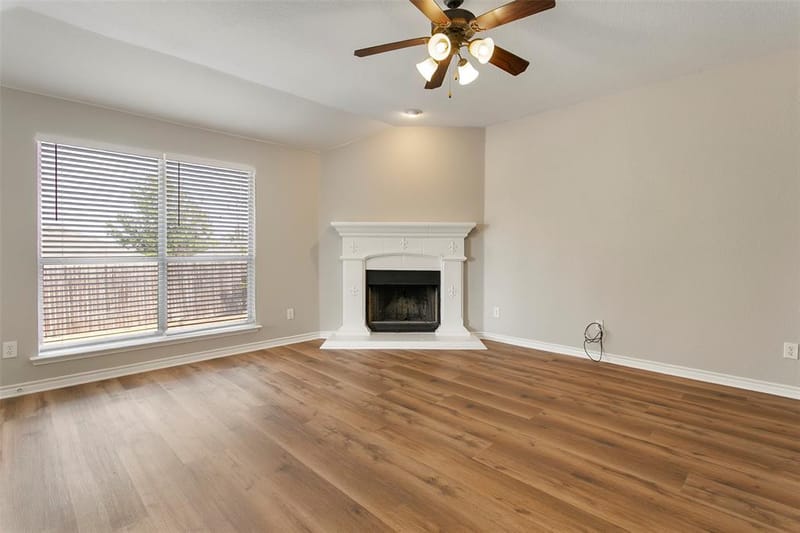 14032 Sand Hills Drive, Fort Worth TX 76052 - Photo 11