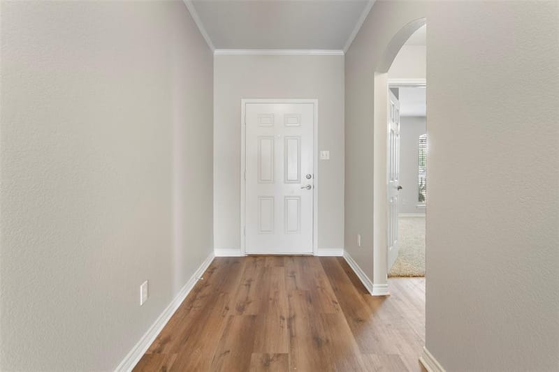 14032 Sand Hills Drive, Fort Worth TX 76052 - Photo 4