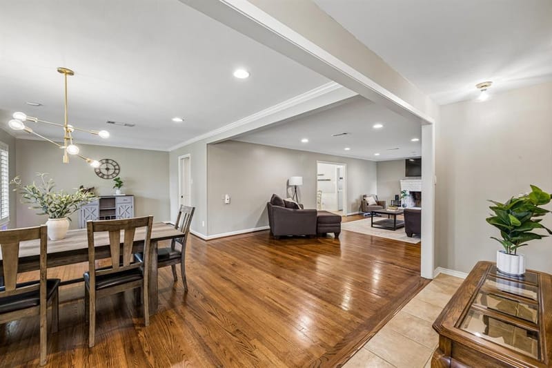 10507 Royalwood Drive, Dallas TX 75238 - Photo 2