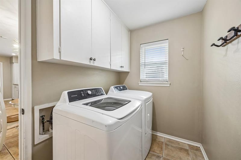 10507 Royalwood Drive, Dallas TX 75238 - Photo 12