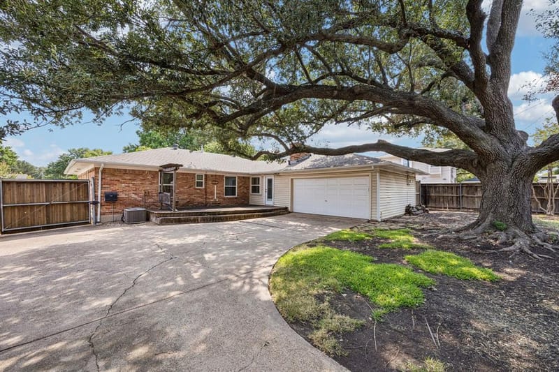 10507 Royalwood Drive, Dallas TX 75238 - Photo 22