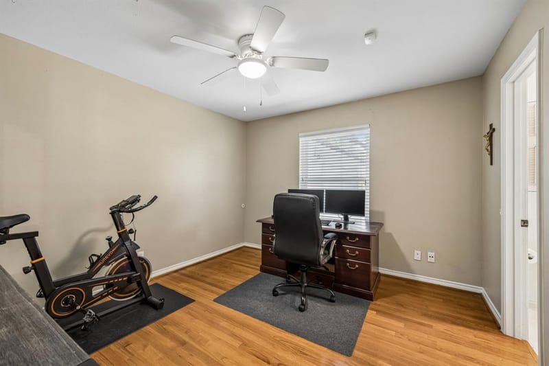 10507 Royalwood Drive, Dallas TX 75238 - Photo 20