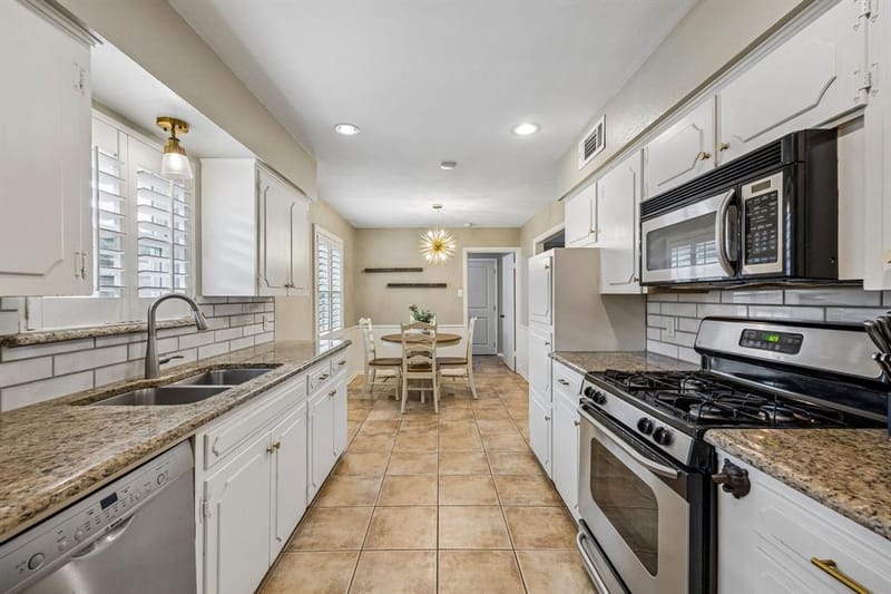 10507 Royalwood Drive, Dallas TX 75238 - Photo 10