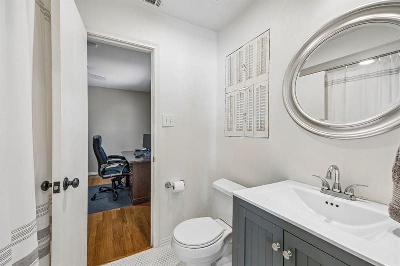 10507 Royalwood Drive, Dallas TX 75238 - Photo 19