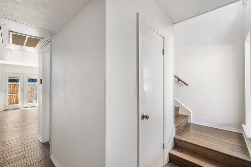 1821 E Grauwyler Road # 187, Irving TX 75061 - Photo 7