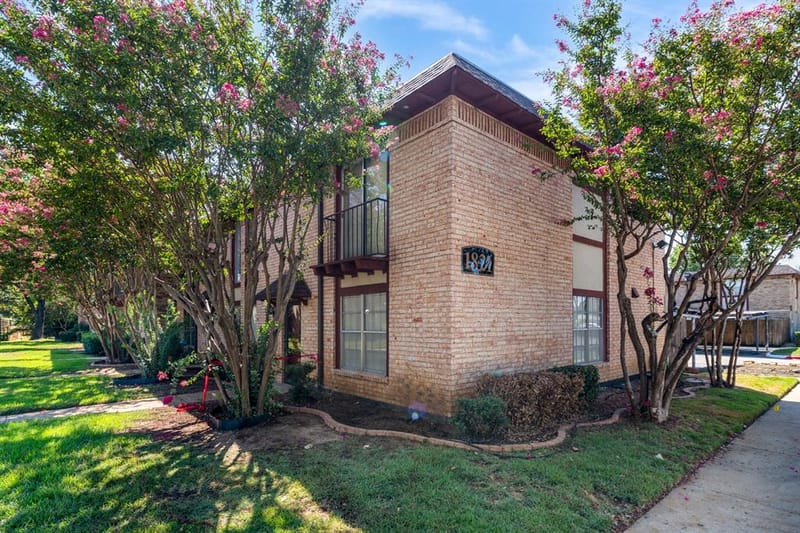 1821 E Grauwyler Road # 187, Irving TX 75061 - Photo 3