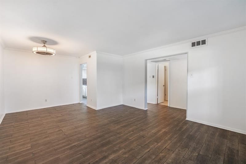 1821 E Grauwyler Road # 187, Irving TX 75061 - Photo 5