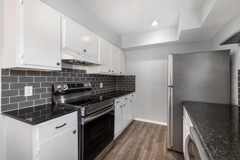 1821 E Grauwyler Road # 187, Irving TX 75061 - Photo 15