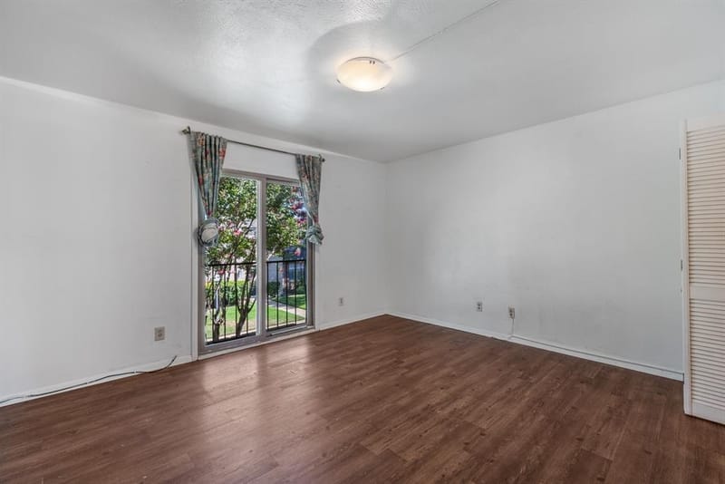 1821 E Grauwyler Road # 187, Irving TX 75061 - Photo 19