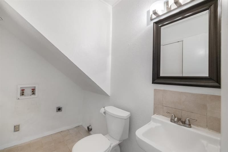 1821 E Grauwyler Road # 187, Irving TX 75061 - Photo 8