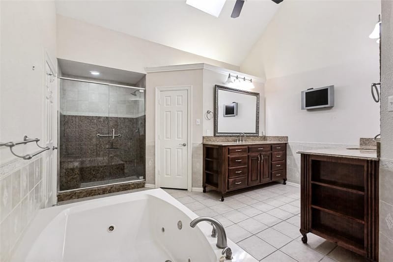 2605 Oak Point Drive, Garland TX 75044 - Photo 16