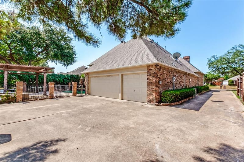 2605 Oak Point Drive, Garland TX 75044 - Photo 22