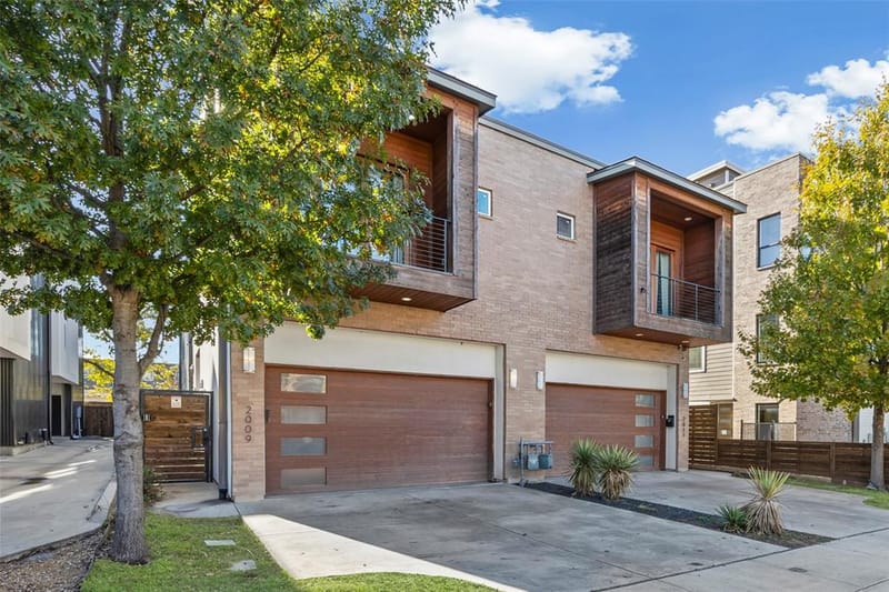 2009 N Prairie Avenue # 2009, Dallas TX 75204 - Photo 2