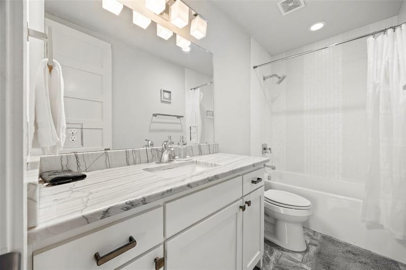 2009 N Prairie Avenue # 2009, Dallas TX 75204 - Photo 38