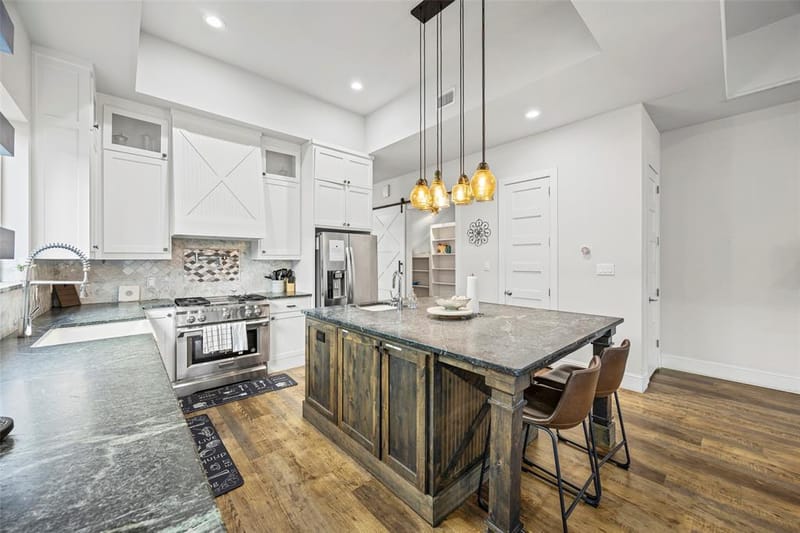 2011 N Prairie Avenue # 2011, Dallas TX 75204 - Photo 13