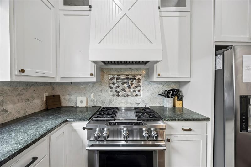 2011 N Prairie Avenue # 2011, Dallas TX 75204 - Photo 12