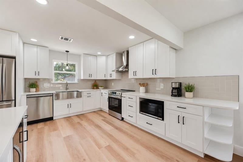 3815 Harlingen Street, Dallas TX 75212