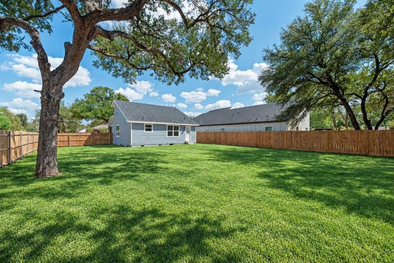 3815 Harlingen Street, Dallas TX 75212 - Photo 39