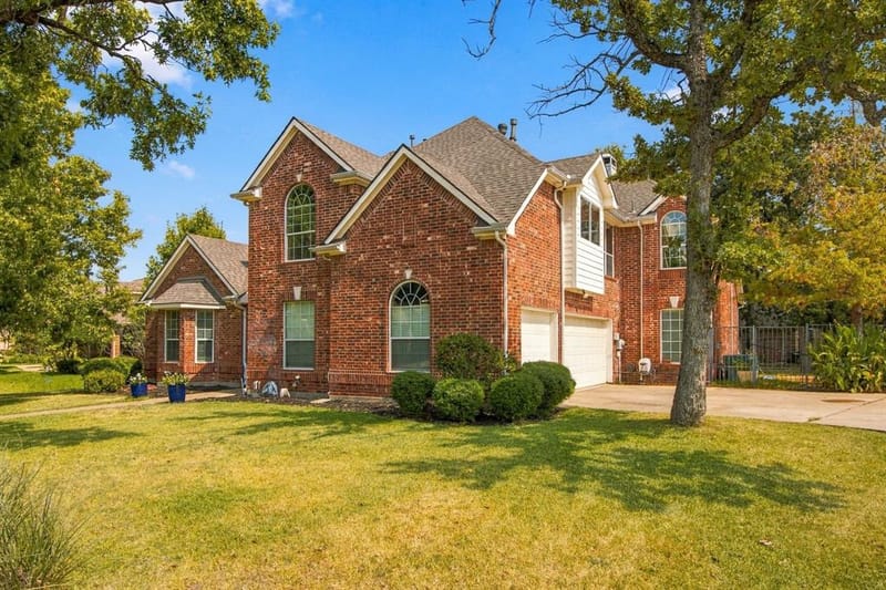 700 Paradise Cove, Shady Shores TX 76208 - Photo 2