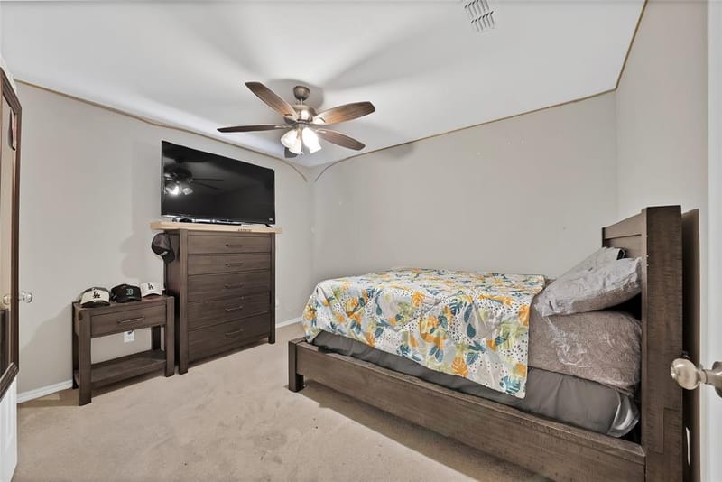 600 E Jacob Street, Pilot Point TX 76258 - Photo 6
