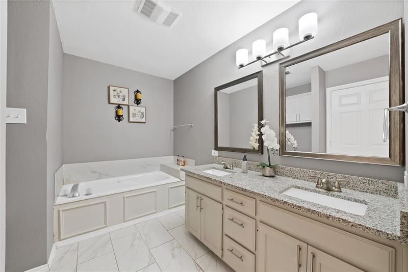 600 E Jacob Street, Pilot Point TX 76258 - Photo 4