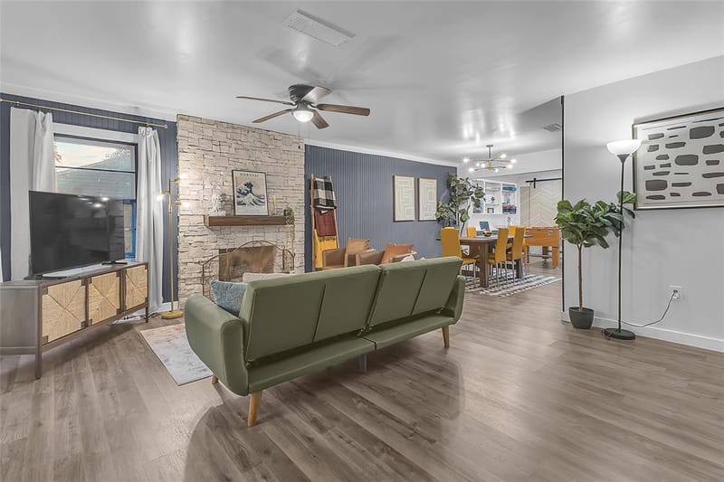 2521 Anzio Drive, Dallas TX 75224 - Photo 2