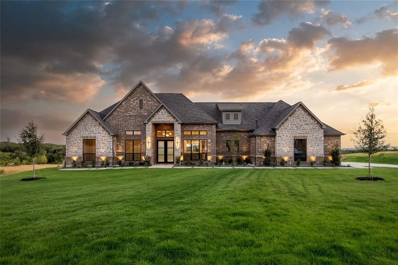 1031 Ranch Vista Road, Granbury TX 76049