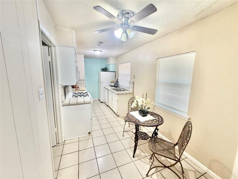 511 Jupiter, Denton TX 76209 - Photo 7