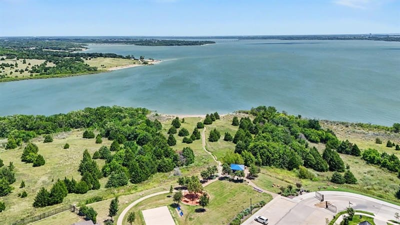 1824 Silvery Canoe Way, St. Paul TX 75098 - Photo 19