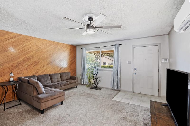 4304 Hodgkins Road, Lake Worth TX 76135 - Photo 9