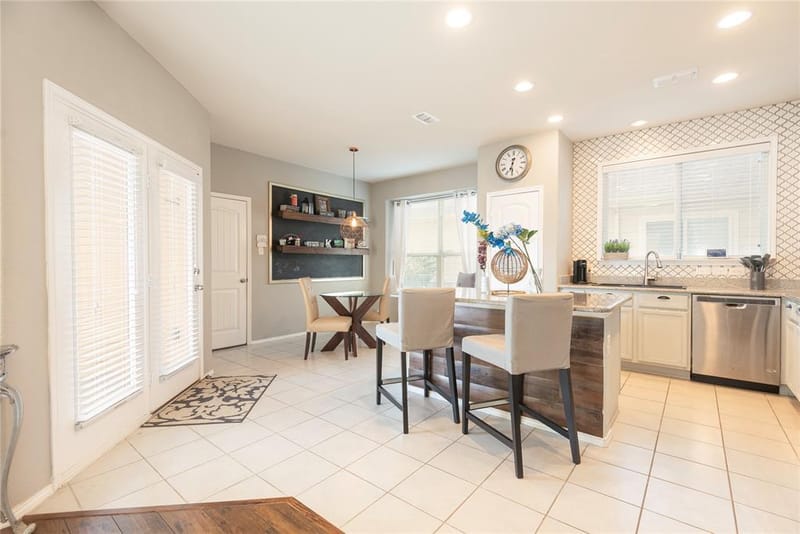 708 Whitemarsh Drive, Aubrey TX 76227 - Photo 13