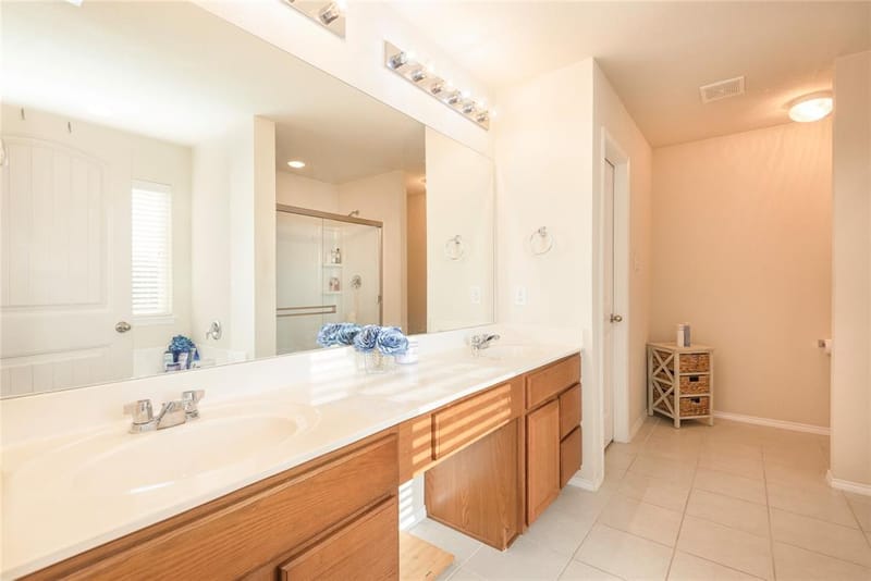 708 Whitemarsh Drive, Aubrey TX 76227 - Photo 20