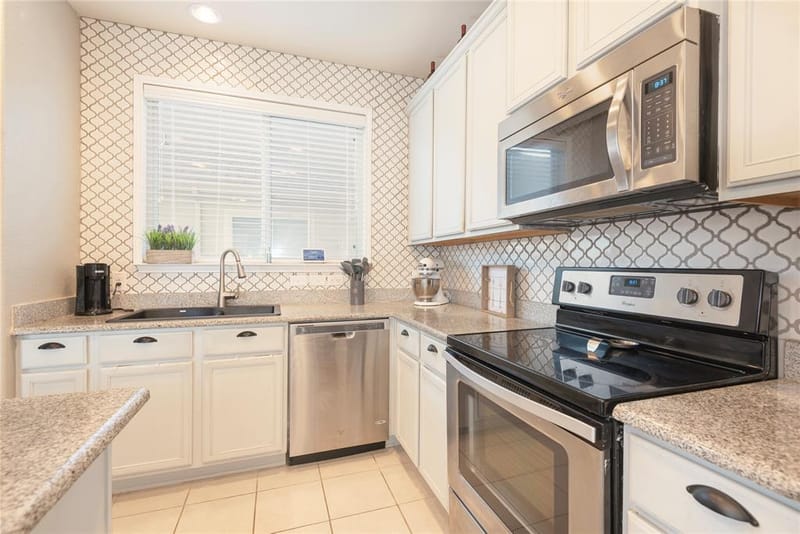 708 Whitemarsh Drive, Aubrey TX 76227 - Photo 9
