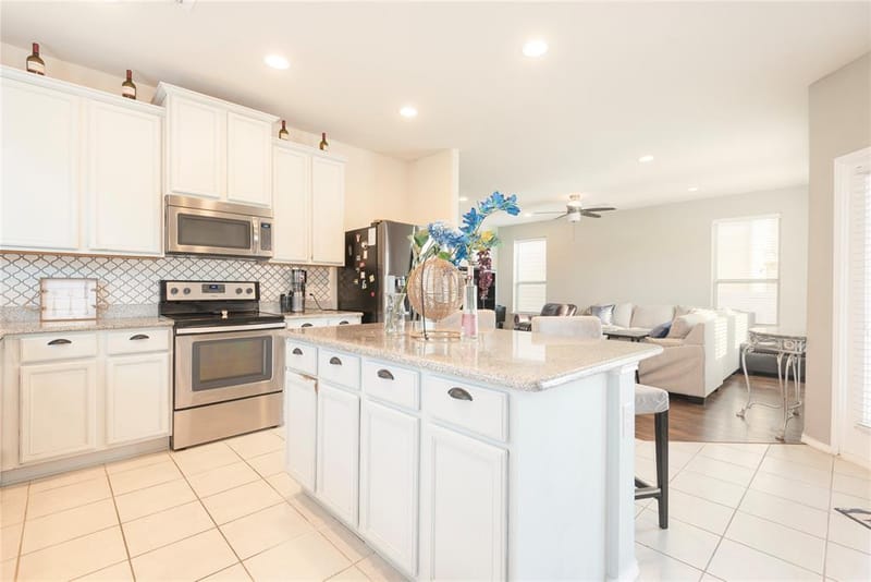 708 Whitemarsh Drive, Aubrey TX 76227 - Photo 11