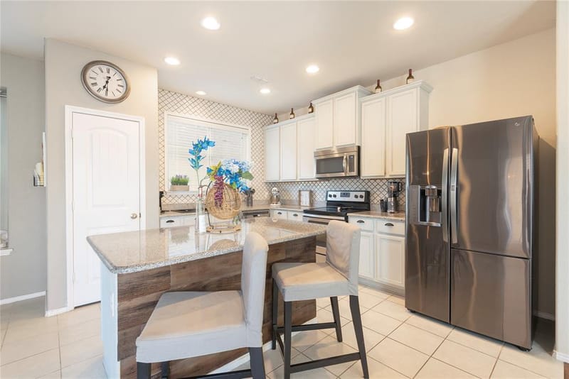 708 Whitemarsh Drive, Aubrey TX 76227 - Photo 8