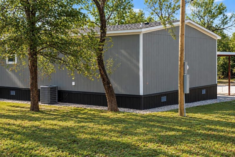 309 Lark Meadow Drive, Runaway Bay TX 76426 - Photo 17