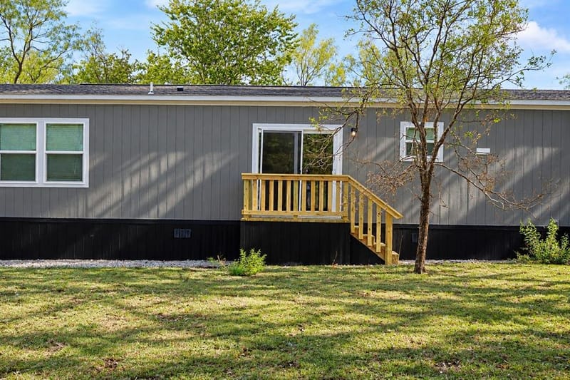 309 Lark Meadow Drive, Runaway Bay TX 76426 - Photo 18