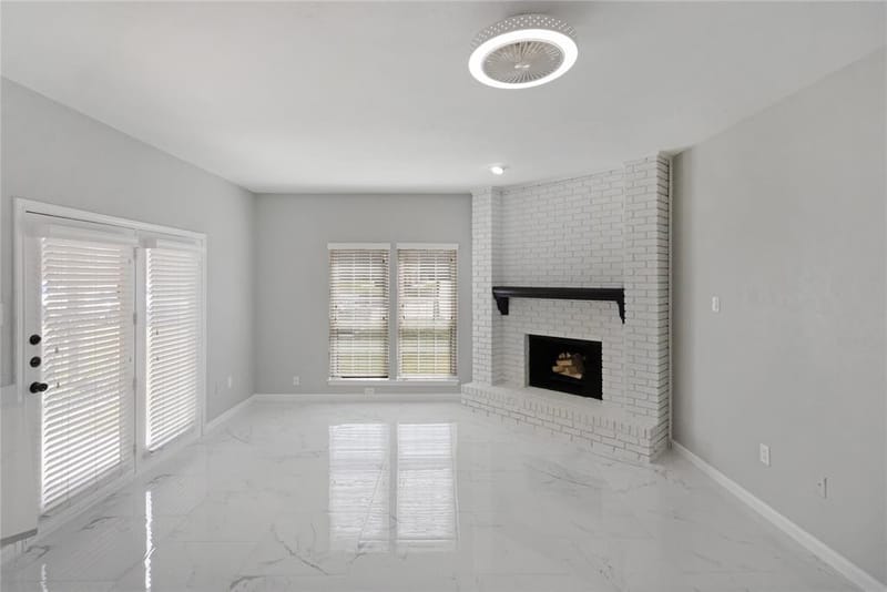 2835 Keller Springs Road # 903, Carrollton TX 75006 - Photo 2