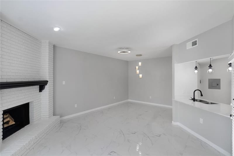 2835 Keller Springs Road # 903, Carrollton TX 75006 - Photo 3