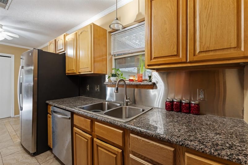 4009 High Meadows Drive, Alvarado TX 76009 - Photo 10