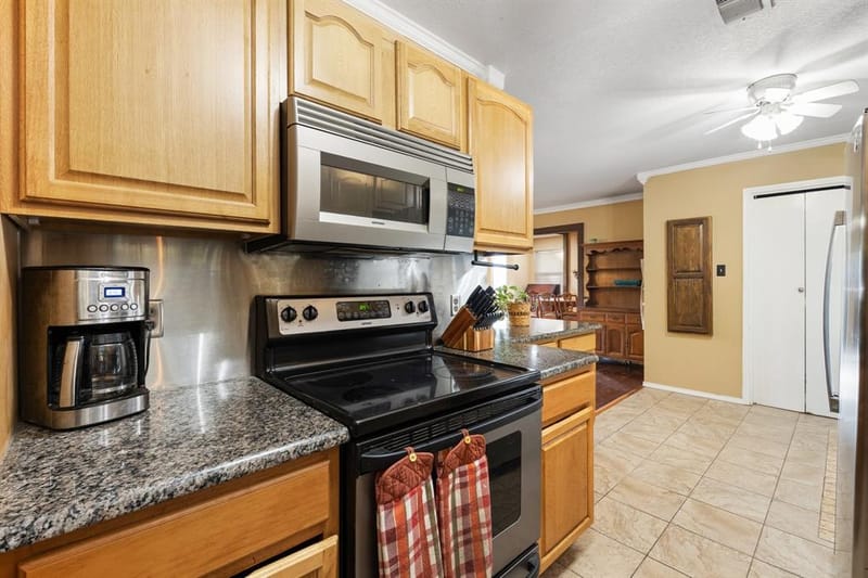 4009 High Meadows Drive, Alvarado TX 76009 - Photo 11