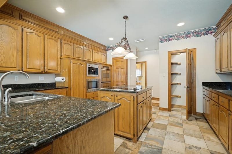1013 Diamond Boulevard, Southlake TX 76092 - Photo 15
