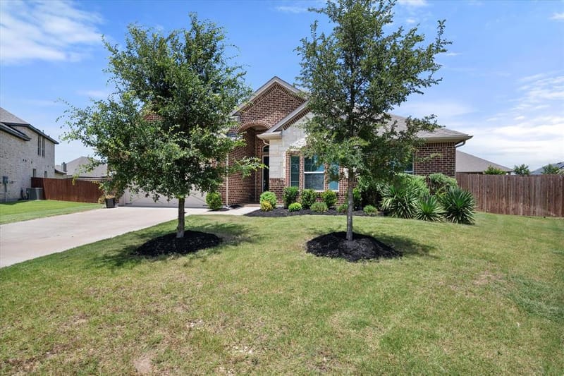 5600 Log Cabin Court, Midlothian TX 76065 - Photo 2