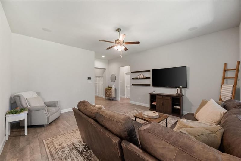 5600 Log Cabin Court, Midlothian TX 76065 - Photo 13