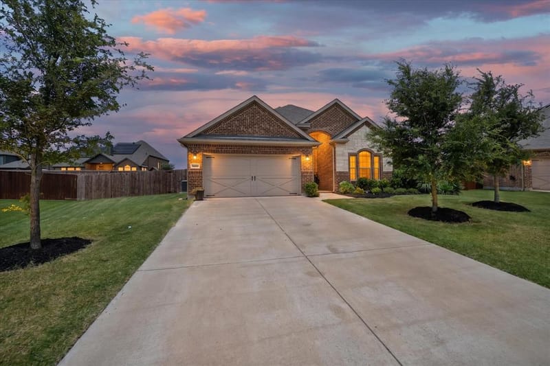5600 Log Cabin Court, Midlothian TX 76065 - Photo 3