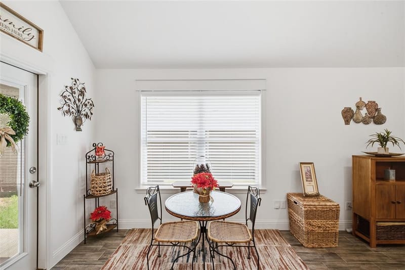 211 Clover Circle, Weatherford TX 76086 - Photo 13