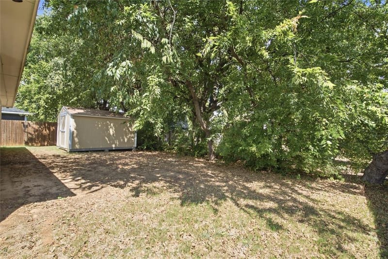 211 Clover Circle, Weatherford TX 76086 - Photo 28